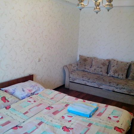 Beautiful And Comfortable 2 Rooms Apartment Kiev Exterior foto